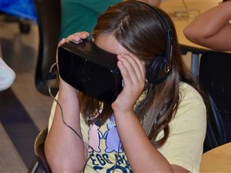 Student using virtual reality