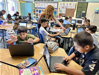 Photo of 5th grade students participating in PVUSD design challenge competition